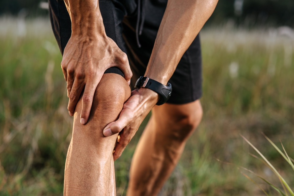 Dolor agudo en la rodilla por condromalacia rotuliana antes de recibir tratamiento de fisioterapia en Aldaia.